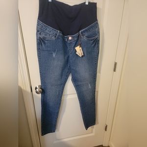 NWT Maternity Jeans